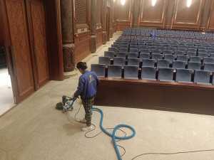 南京伊洁特斯公司完成江苏大剧院国际报告厅 戏剧厅 歌剧厅羊毛地毯深层清洁 沙发清洁 无刷地毯清洗项目