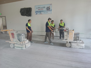 驻马店泌阳县工业园项目地坪固化 环氧地坪 地坪划线 防静电地坪项目由南京伊洁特斯公司施工