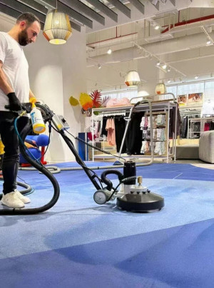 亚朵酒店新街口店大理石抛光 石材深层养护 玻璃门头清洗项目由南京伊洁特斯公司完成