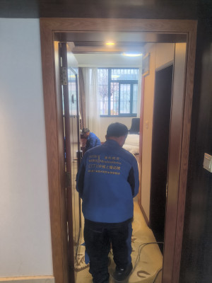 汉庭酒店南京南站店地毯清洗，石材翻新养护项目由南京伊洁特斯环境科技有限公司施工