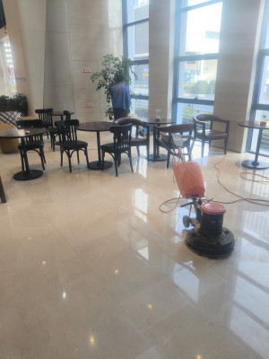 南京亚朵酒店马群店地毯养护，石材养护项目由南京伊洁特斯环境科技有限公司施工完成